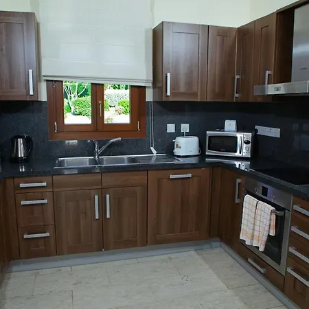Aphrodite Hills Superior Villas Superior 0342 Air Conditioning 4 Bedrooms